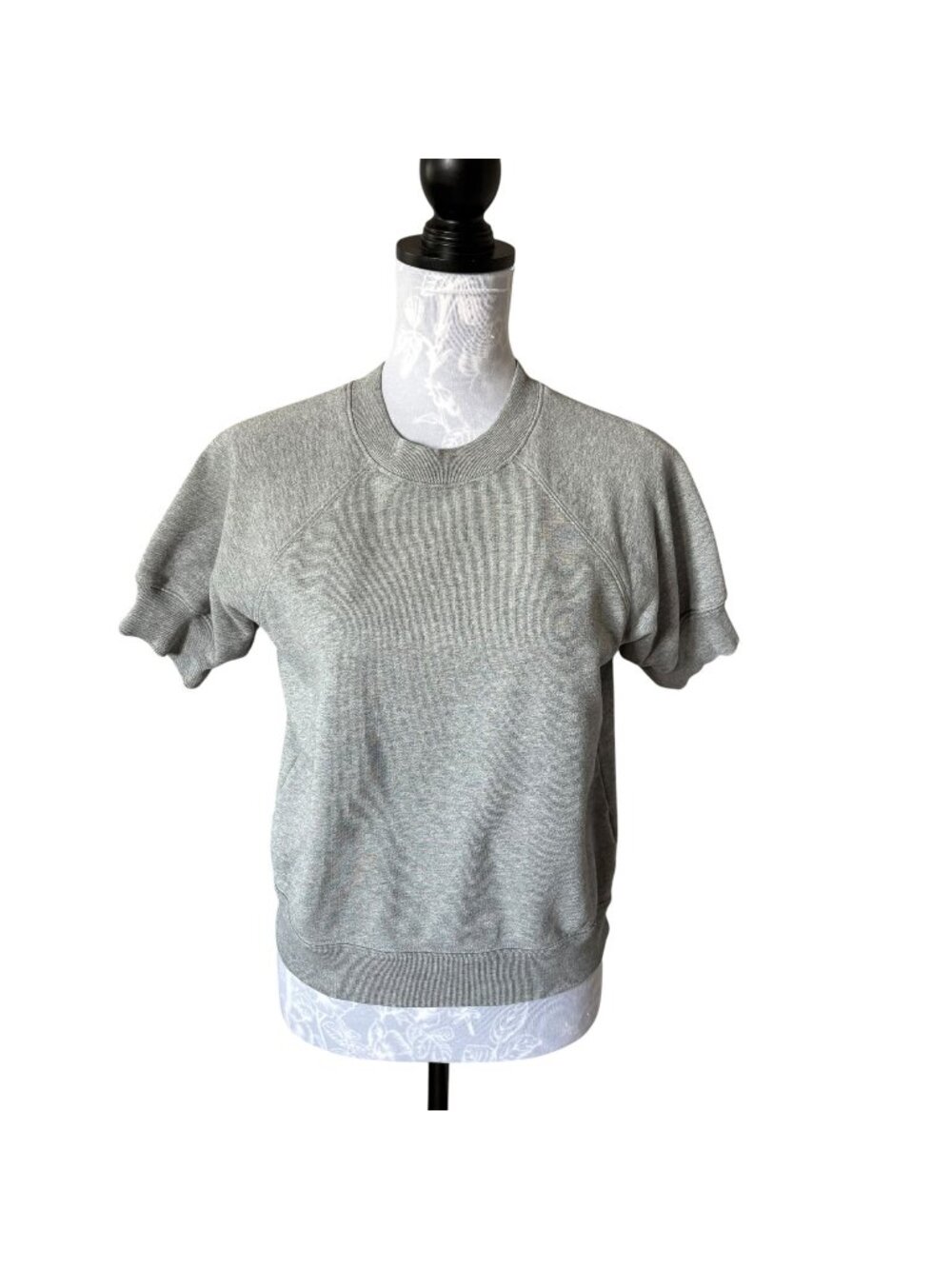 AYR Sweatshirt Gray Womens Crewneck Casual Rug Tied Room Together Small